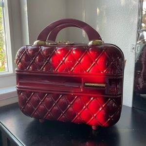 TRAVEL ESSENTIALS BAG by Marcy McKenna (The Jet Setter Collection)